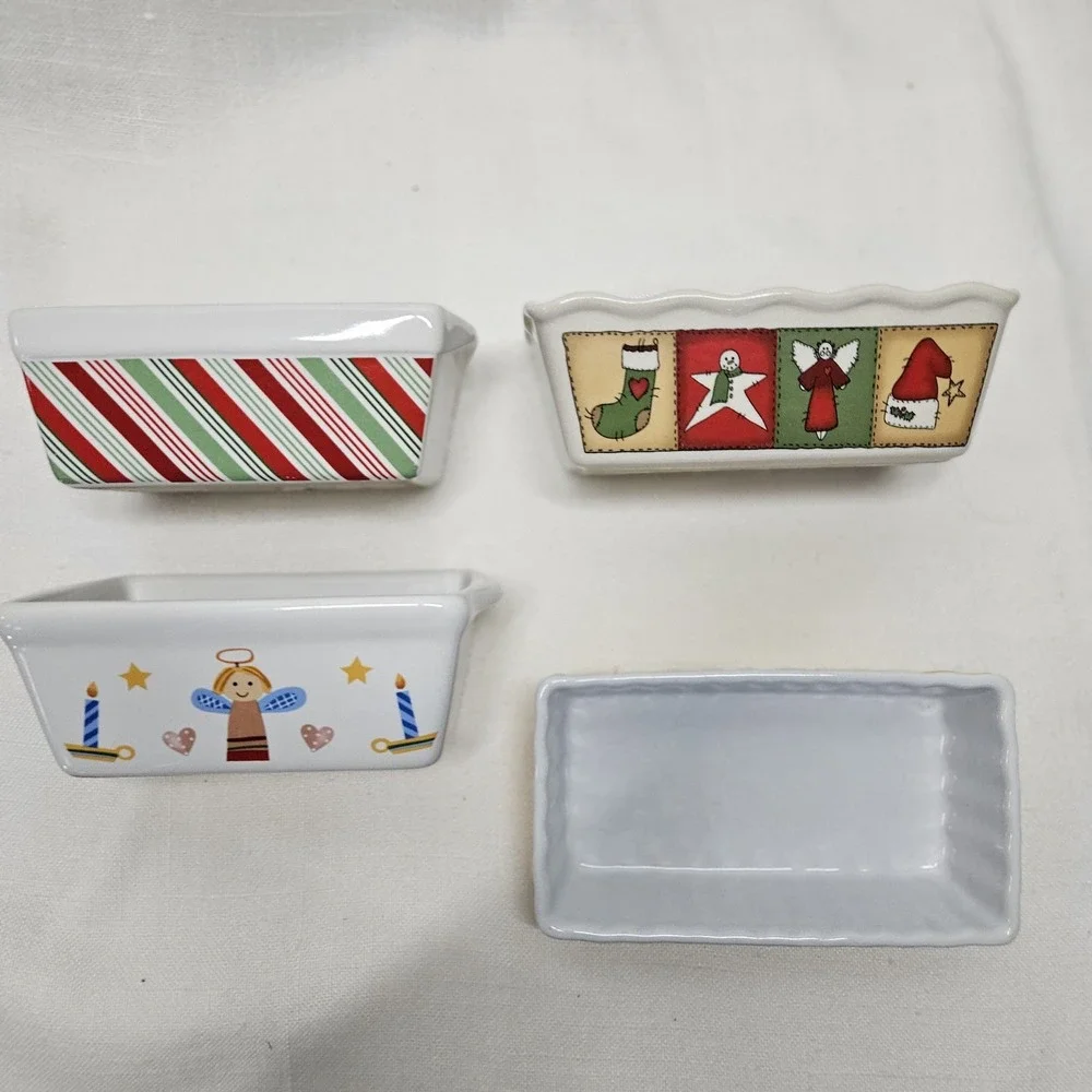 Holiday Mini Loaf Pan Set of 4 Mini Multicolor Ceramic Christmas Decor baking‎